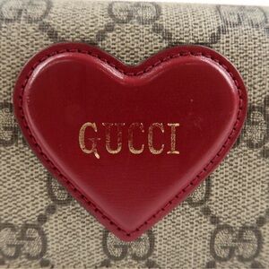 Authentic GUCCI GG Supreme Leather Heart Motif Bifold Wallet 648848 Used F/S